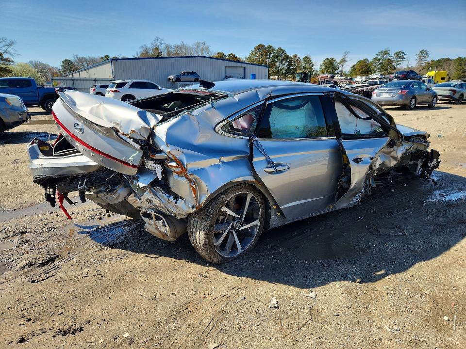 2022 Hyundai Sonata VIN 5NPEJ4J29NH136812 COPART salvage auction — ALL OVER, Va - Cert Of Title - Salvage (P), sold $2,350 on 2026-07-09 (photo 3)