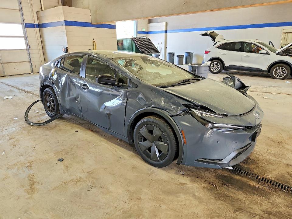 2023 Toyota Prius VIN JTDACAAU4P3004774 COPART salvage auction — SIDE, Va - Cert Of Title - Salvage, sold $3,500 on 2026-07-02 (photo 4)