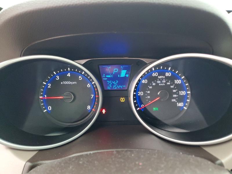 2013 Hyundai Tucson VIN KM8JUCAC2DU611564 COPART salvage auction — SIDE, Ia - Cert Of Title-Salvage Title, sold $1,400 on 2026-07-08 (photo 9)
