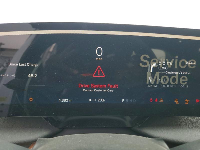 2026 Lucid Air VIN 50EA1TEA2TA041132 COPART salvage auction — FRONT END, Salvage Title, sold $7,400 on 2026-08-21 (photo 9)