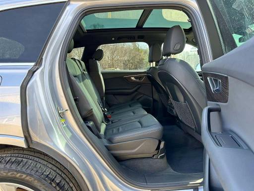 2021 Audi Q7 VIN WA1LXAF75MD010227 COPART salvage auction — MINOR DENT/SCRATCHES, Mt - Certificate Of Title, sold $17,400 on 2026-07-29 (photo 6)