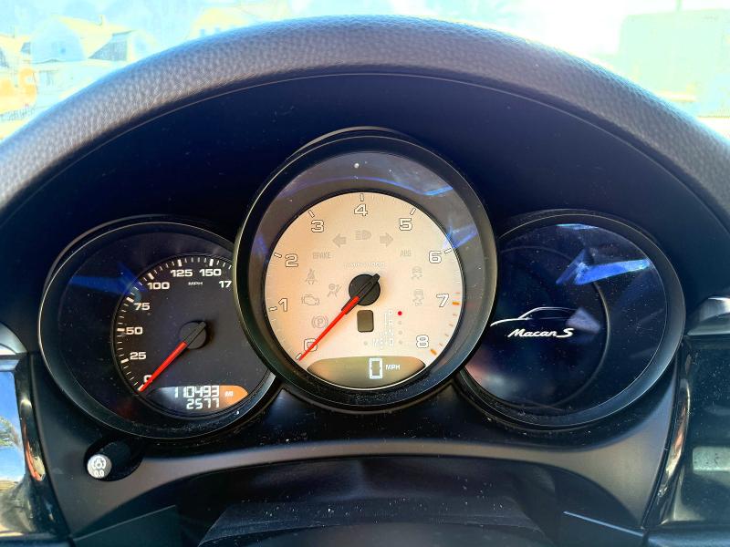 2015 Porsche Macan VIN WP1AB2A55FLB51927 COPART salvage auction — MECHANICAL, Co - Bill Of Sale-Parts Only, sold $2,050 on 2026-08-17 (photo 8)
