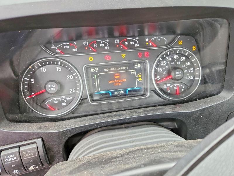 2025 International VIN 3HSDZAPR4SN696378 COPART salvage auction — FRONT END, In - Cert Of Title-Salvage Title, sold $325 on 2026-09-18 (photo 8)