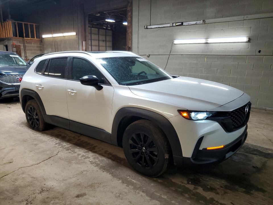 2024 Mazda Cx-50 VIN 7MMVABDM7RN173171 COPART salvage auction — SIDE, In - Certificate Of Title, sold $15,600 on 2026-07-07 (photo 4)