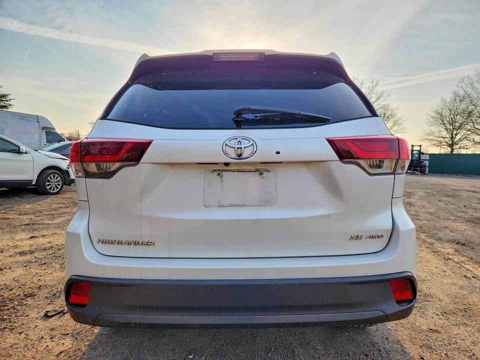 2019 Toyota Highlander VIN 5TDJZRFH8KS944446 COPART salvage auction — FRONT END, In - Certificate Of Title, sold $3,950 on 2026-07-30 (photo 6)