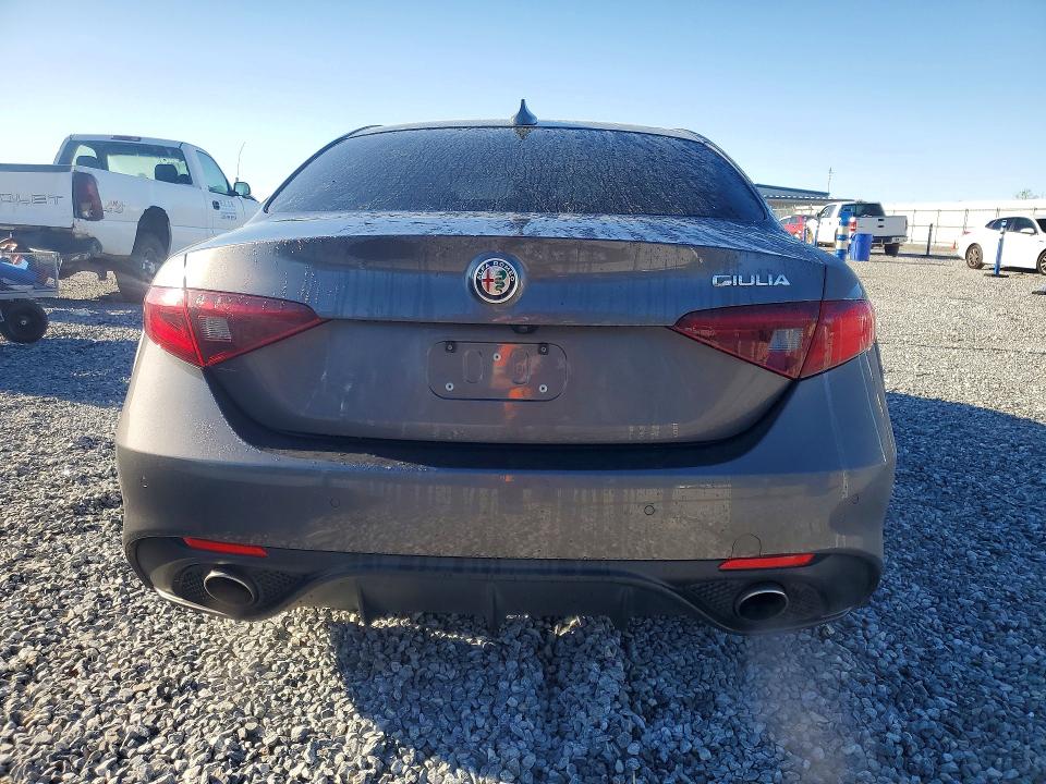 2018 Alfa romeo Giulia VIN ZARFAEBN5J7577862 COPART salvage auction — FRONT END, Id - Salvage Certificate Of Title, sold $3,600 on 2026-07-20 (photo 6)