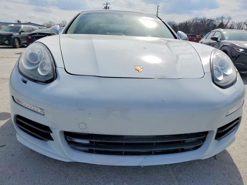 2016 Porsche Panamera VIN WP0AA2A70GL004471 COPART salvage auction — FRONT END, Tn - Salvage Certificate, sold $8,500 on 2026-07-06 (photo 5)