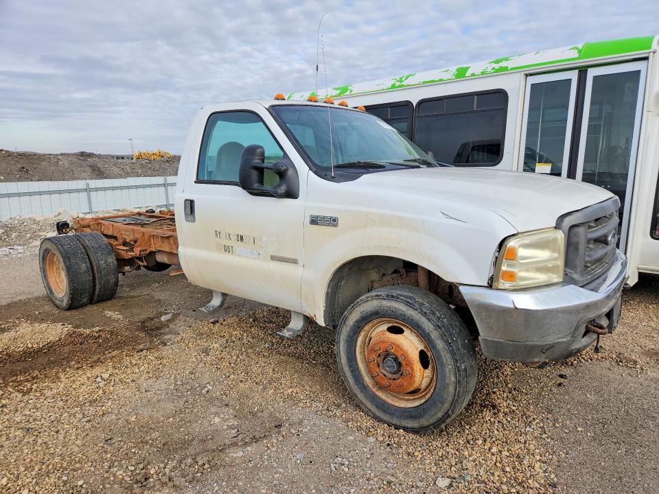 2004 Ford F-550 super duty VIN 1FDAF57PX4EB46977 COPART salvage auction — FRONT END, NE - CERTIFICATE OF TITLE, sold $1,000 on 2026-07-09 (photo 4)