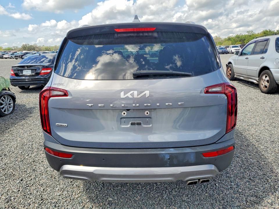 2022 Kia Telluride VIN 5XYP6DHC8NG293196 COPART salvage auction — SIDE, Fl - Cert Of Title Slvg Rebuildable, sold $8,100 on 2026-07-28 (photo 6)