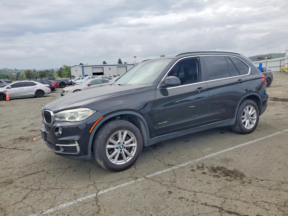 2015 BMW X5 VIN 5UXKR0C51F0P14670 COPART salvage auction — FRONT END, Salvage Title, sold $2,750 on 2026-07-10 (photo 1)