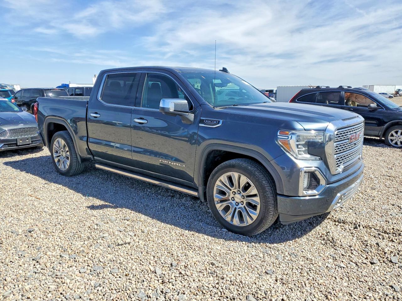 2020 GMC Sierra VIN 3GTU9FEL4LG363804 COPART salvage auction — Missing/Altered Vin, Ct - Clean Title, sold $31,500 on 2026-10-06 (photo 4)