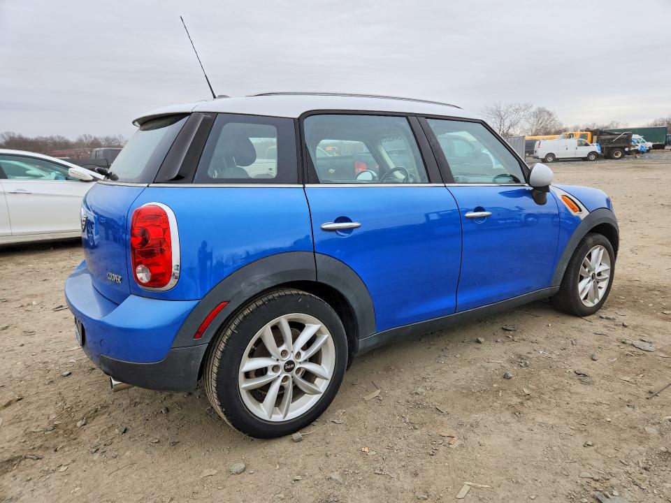 2012 Mini Cooper VIN WMWZB3C5XCWM03007 COPART salvage auction — MINOR DENT/SCRATCHES, Md - Parts Only-No Title Letter, sold $375 on 2026-08-11 (photo 3)