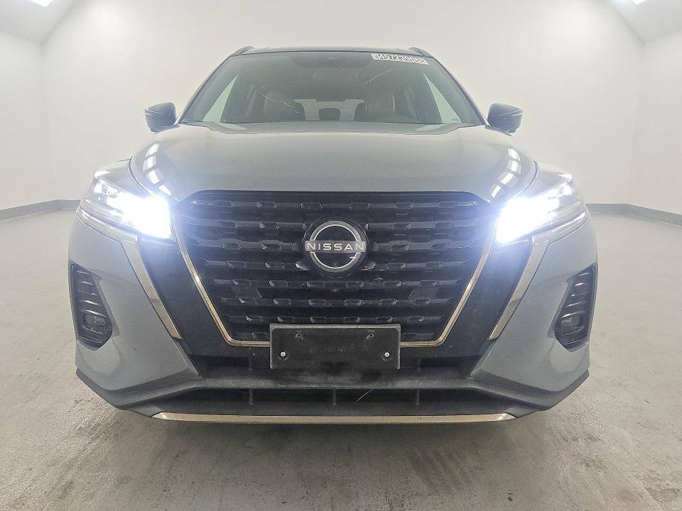 2023 Nissan Kicks VIN 3N1CP5DVXPL535705 COPART salvage auction — NORMAL WEAR, Ca - Certificate Of Title, sold $9,600 on 2026-07-16 (photo 5)