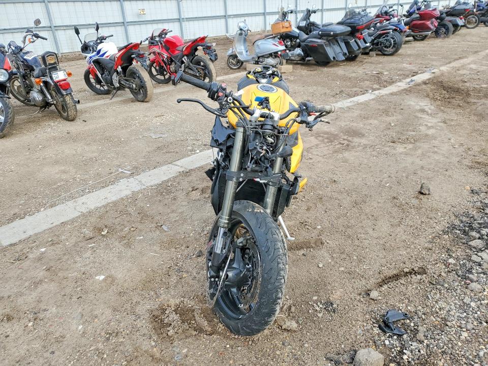 2024 Triumph motorcycle Street VIN SMTA614K9RTBT0914 COPART salvage auction — FRONT END, IL - SALVAGE CERTIFICATE, sold $450 on 2026-07-09 (photo 2)