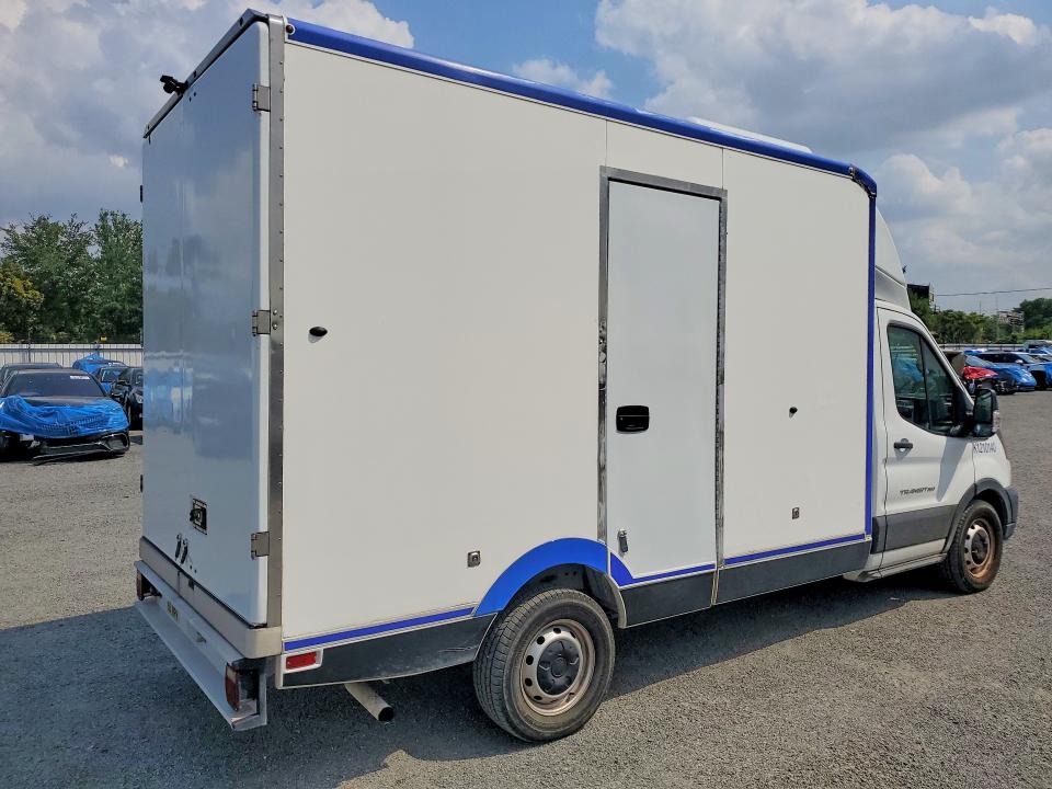 2021 Ford Transit VIN 1FDBW5Z88MKA84393 COPART salvage auction — MINOR DENT/SCRATCHES, Fl - Certificate Of Title, sold $11,000 on 2026-07-30 (photo 3)