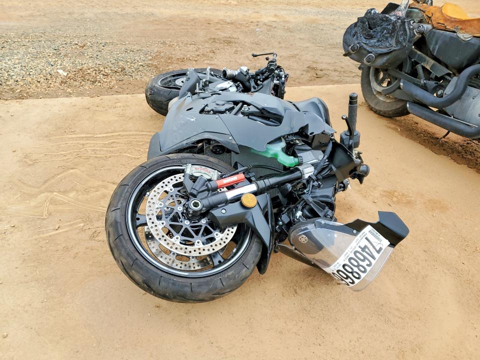 2025 Kawasaki Zx1002 VIN JKBZXVL17SA017403 COPART salvage auction — ALL OVER, Nc - Salvage Certificate Of Title, sold $4,700 on 2026-07-02 (photo 2)