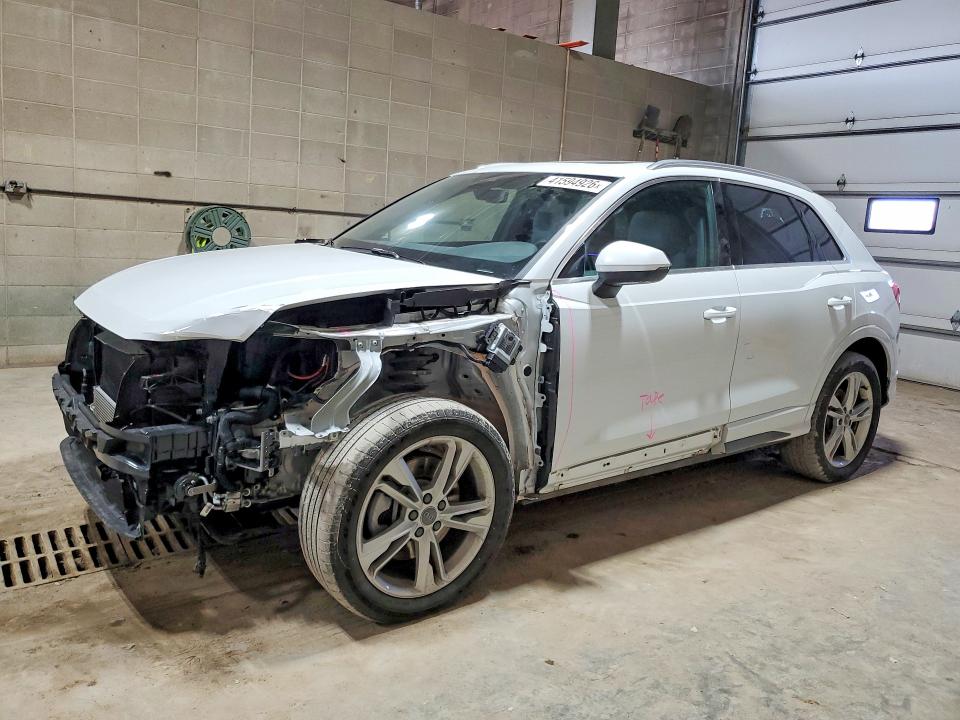 2020 Audi Q3 VIN WA1FECF32L1017535 COPART salvage auction — FRONT END, Mn - Cert Of Title-Salvage, sold $11,100 on 2026-07-09 (photo 1)