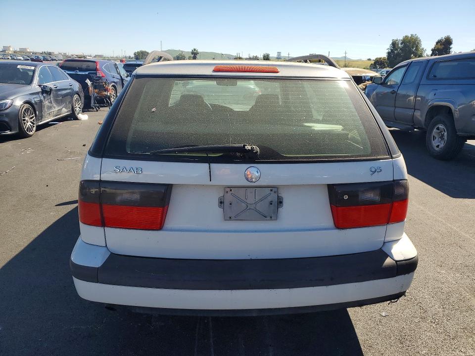 1999 Saab 9-5 VIN YS3ED58E8X3084495 COPART salvage auction — MINOR DENT/SCRATCHES, Ca - Dis/Dlr/Exp App For Dup Clean, sold $200 on 2026-07-20 (photo 6)