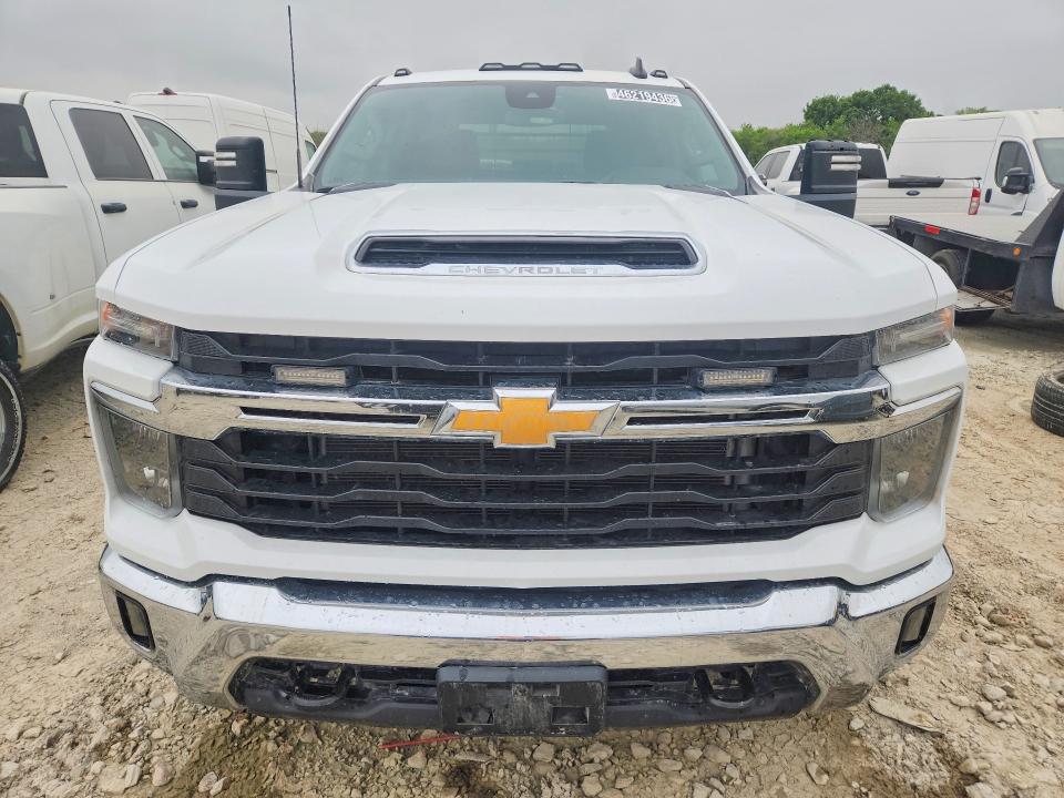 2024 Chevrolet Silverado VIN 1GB1YNE72RF221050 COPART salvage auction — NORMAL WEAR, NJ - CERTIFICATE OF TITLE, sold $26,500 on 2026-07-30 (photo 5)
