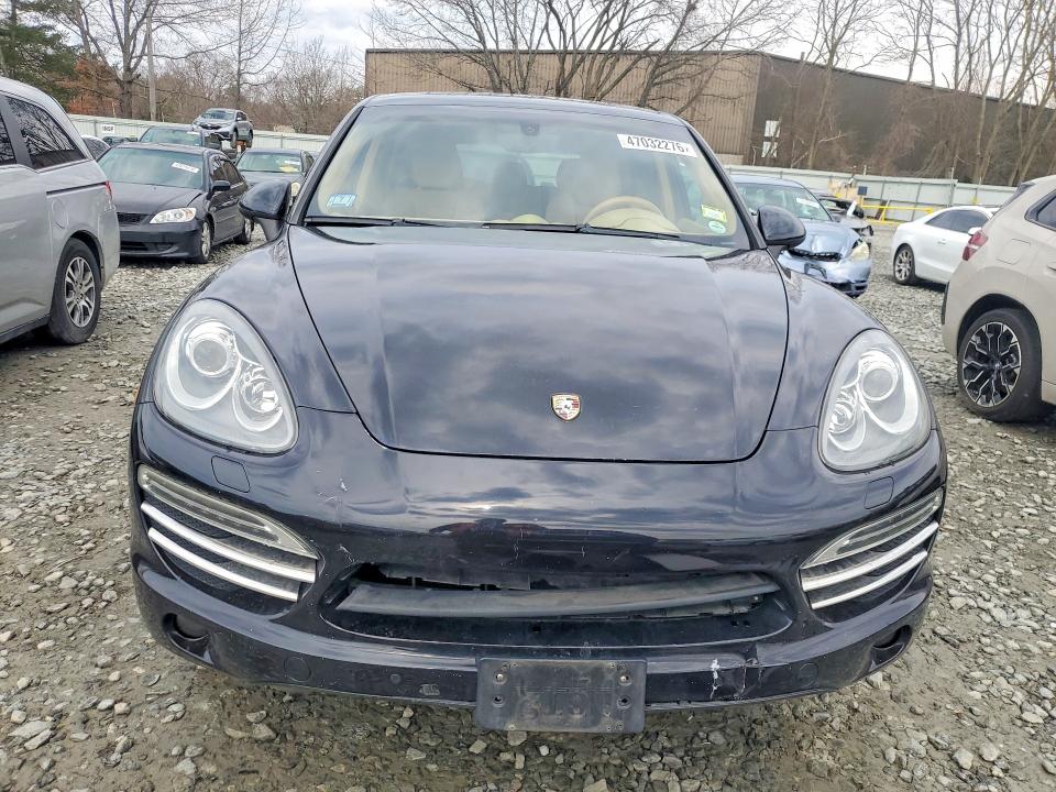 2013 Porsche Cayenne VIN WP1AA2A22DLA03496 COPART salvage auction — SIDE, MA - CERT OF TITLE-RECONSTRCTD COLL, sold $725 on 2026-07-16 (photo 5)