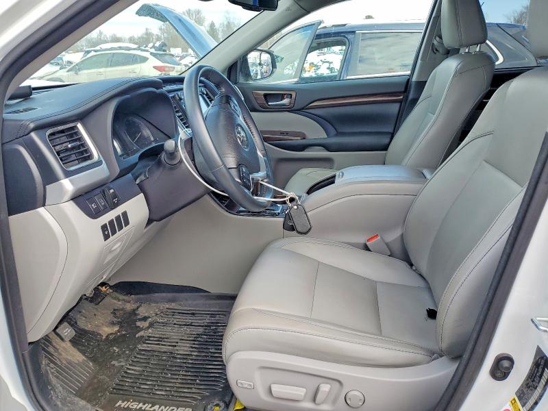 2018 Toyota Highlander VIN 5TDJZRFH3JS530134 COPART salvage auction — FRONT END, Salvage Title, sold $5,500 on 2026-07-15 (photo 7)
