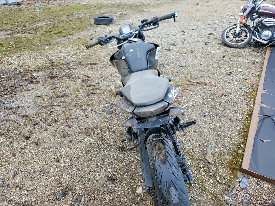2023 Ktm Duke VIN MD2JPC409PC020973 COPART salvage auction — VANDALISM, Il - Salvage Certificate, sold $300 on 2026-07-09 (photo 4)