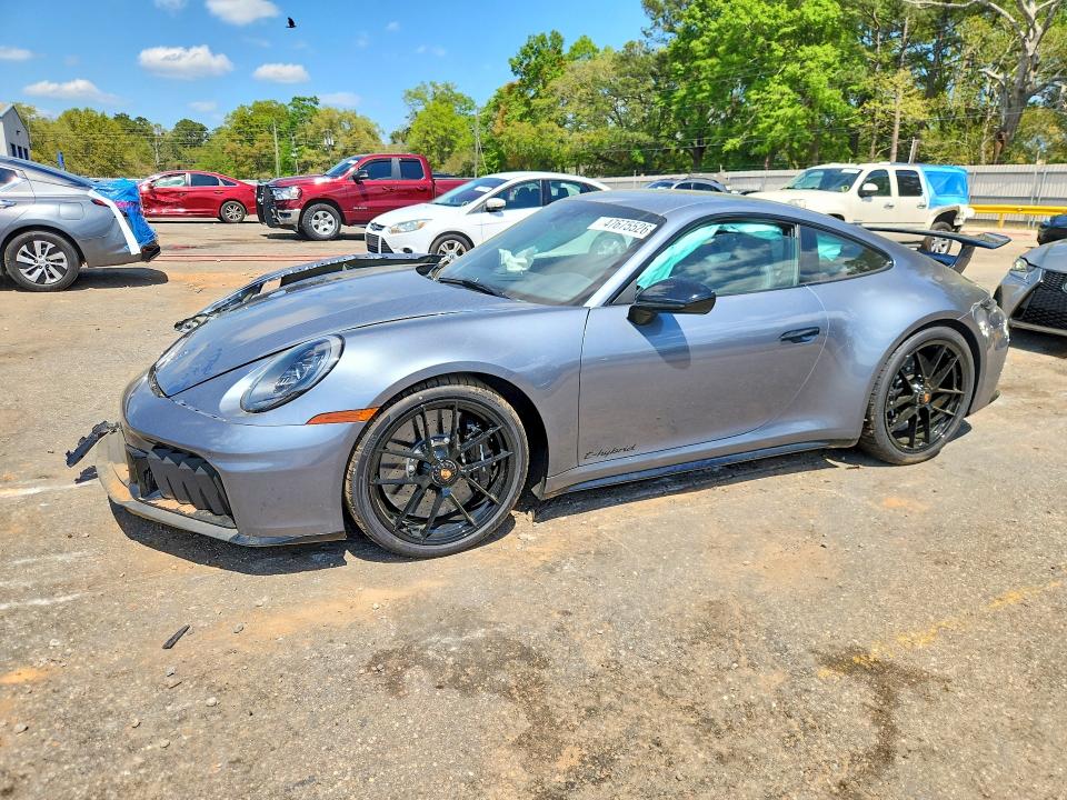 2026 Porsche 911 VIN WP0AB2A96TS226866 COPART salvage auction — FRONT END, AL - CERT OF TITLE-SALVAGE TITLE, sold $76,000 on 2026-08-10 (photo 1)