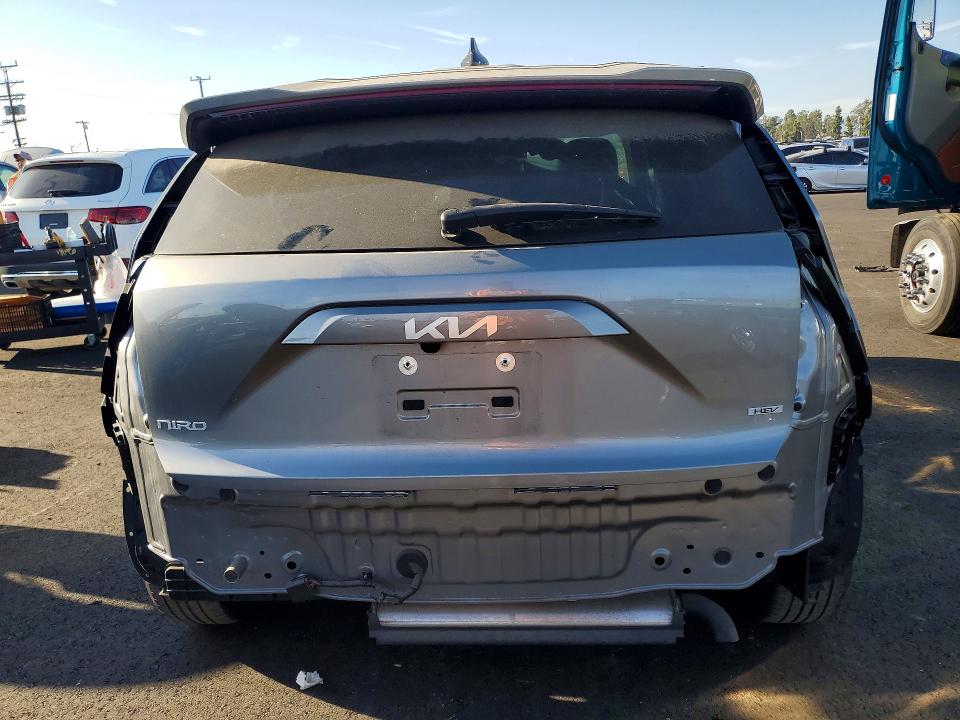 2025 Kia Niro VIN KNDCP3LE2S5307015 COPART salvage auction — FRONT END, 0 -, sold $6,300 on 2026-07-13 (photo 6)