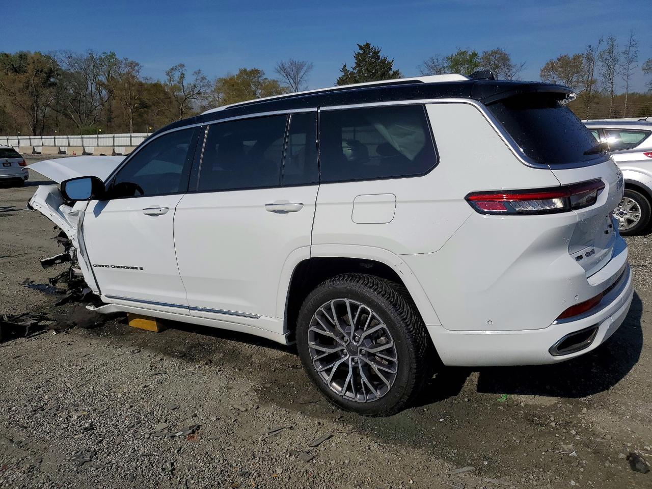 2021 Jeep Cherokee VIN 1C4RJKEGXM8164790 COPART salvage auction — Front End, SC - CERT OF TITLE-SALVAGE, sold $5,700 on 2026-07-01 (photo 2)