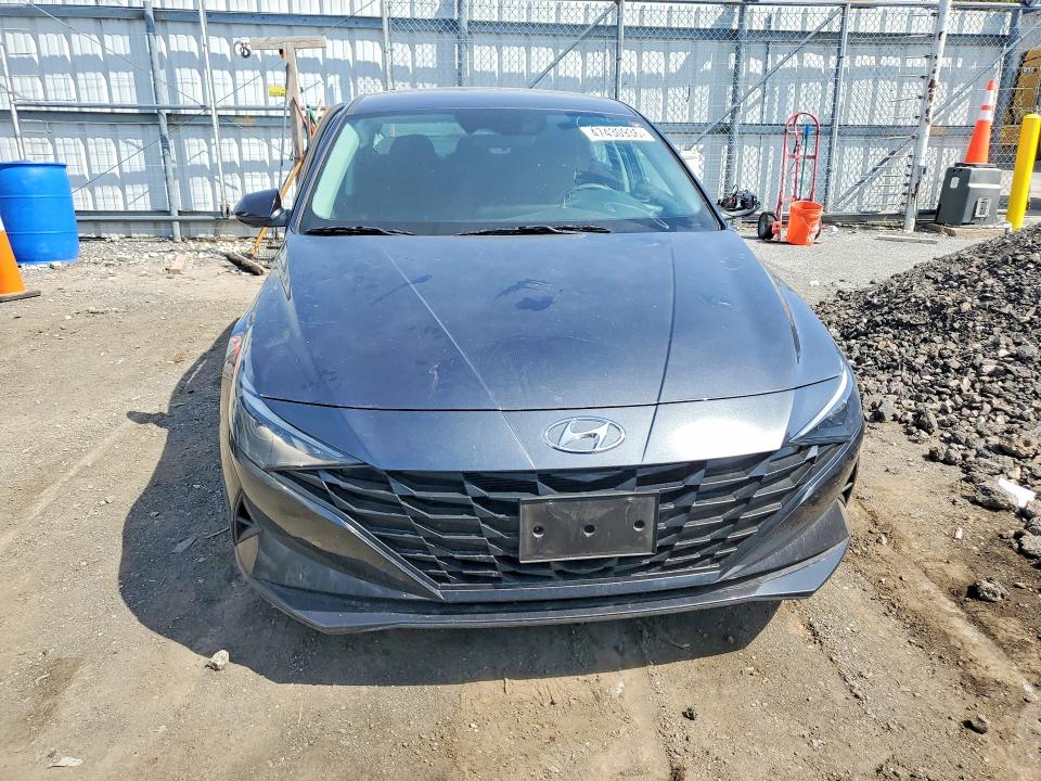 2021 Hyundai Elantra VIN 5NPLM4AGXMH008555 COPART salvage auction — SIDE, Md - Cert Of Salvage > 75% Damage, sold $2,700 on 2026-07-06 (photo 5)