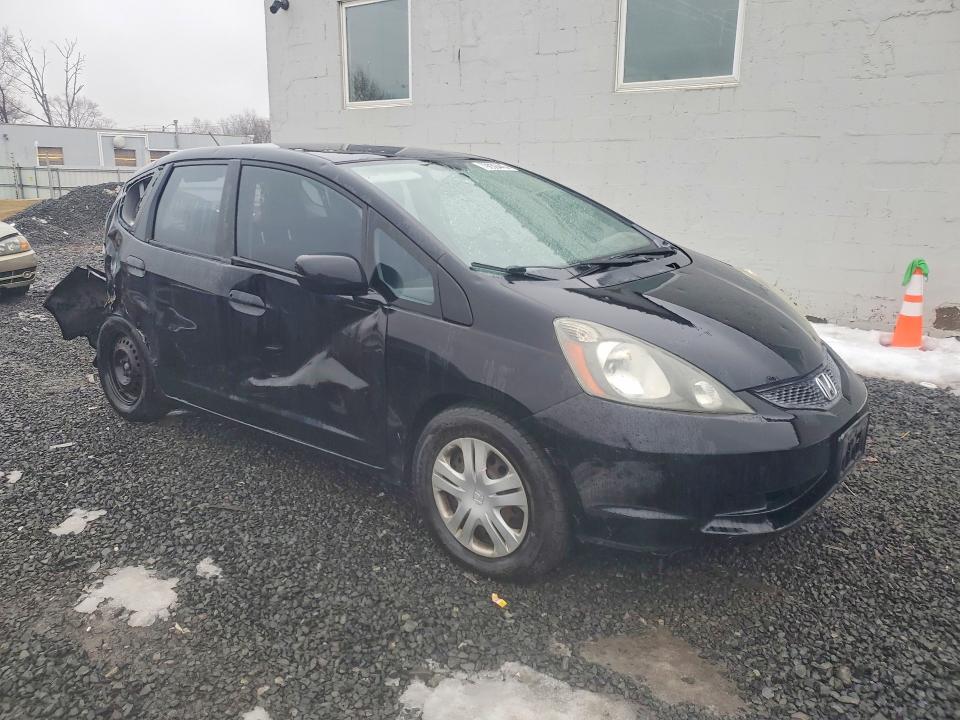 2009 Honda Fit VIN JHMGE88239S003530 COPART salvage auction — SIDE, CO - PUBLIC - SALVAGE TITLE, sold $800 on 2026-07-24 (photo 4)