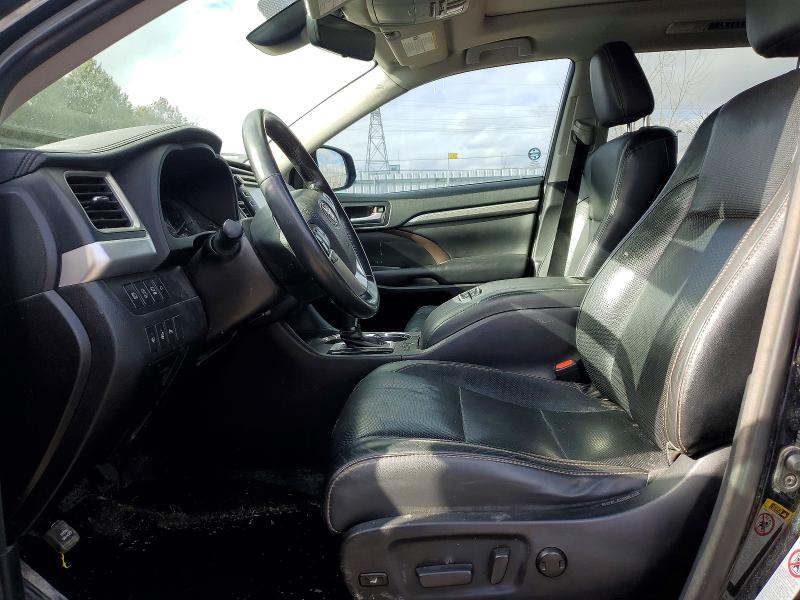 2018 Toyota VIN 5TDDZRFH1JS833975 COPART salvage auction — VANDALISM, On - Permit No Brand - Unfit, sold $15,900 on 2026-07-03 (photo 7)