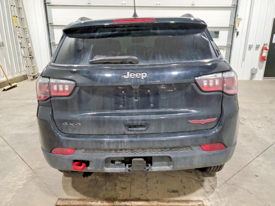 2022 Jeep Compass VIN 3C4NJDDB9NT214680 COPART salvage auction — FRONT END, Salvage Title, sold $5,700 on 2026-07-09 (photo 6)