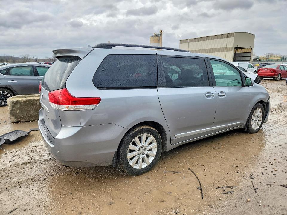 2011 Toyota Sienna VIN 5TDDK3DC4BS012668 COPART salvage auction — FRONT END, Ks - Cert Of Title-Salvage, sold $1,650 on 2026-07-07 (photo 3)
