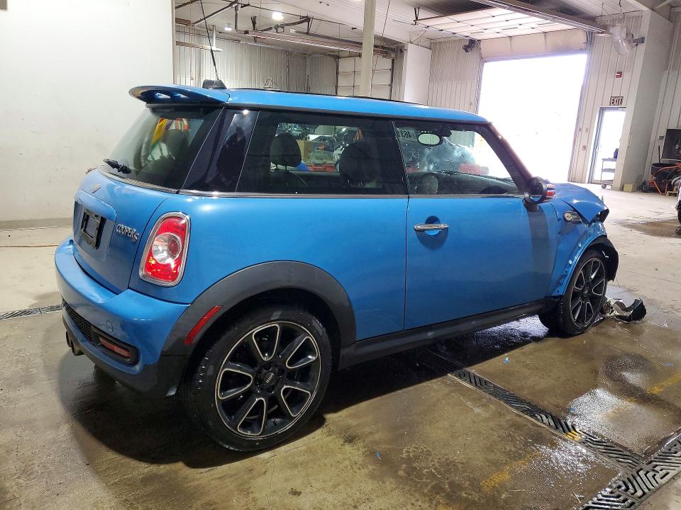 2013 Mini VIN WMWSV3C59DT389077 COPART salvage auction — FRONT END, Salvage Title, sold $125 on 2026-07-30 (photo 6)