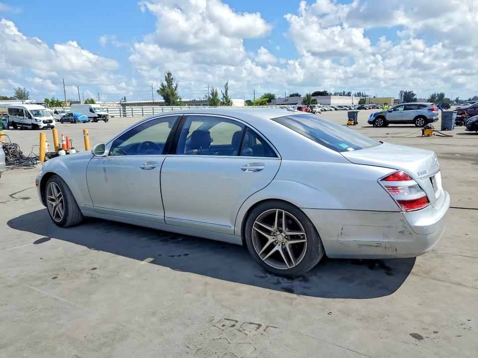 2007 Mercedes-benz S VIN WDDNG71X47A089734 COPART salvage auction — WATER/FLOOD, Fl - Cert Of Title-Slvg Rebld Flood (P), sold $1,950 on 2026-07-28 (photo 2)