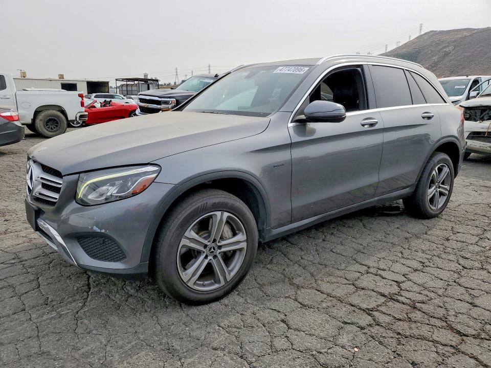 2019 Mercedes-benz Glc class VIN WDC0G5EB5KF567723 COPART salvage auction — MECHANICAL, CA - DIS/DLR/EXP ONLY CLEAN TITLE (P), sold $7,300 on 2026-07-27 (photo 1)