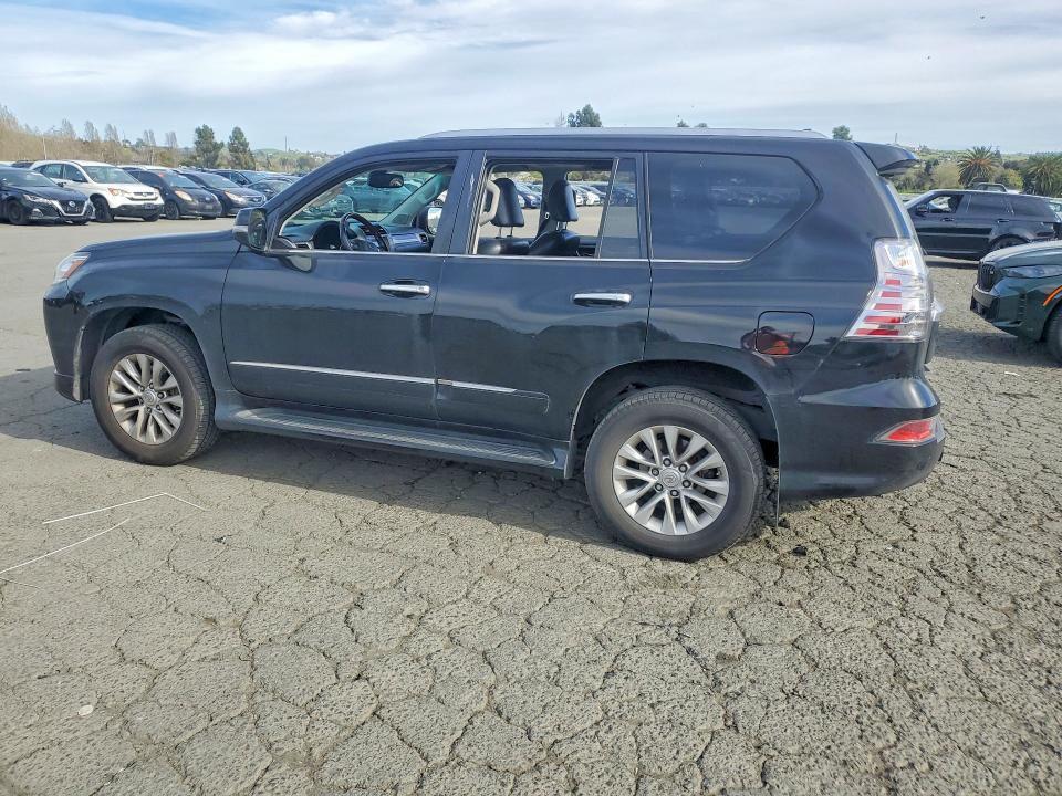 2015 Lexus VIN JTJBM7FX9F5100679 COPART salvage auction — MINOR DENT/SCRATCHES, Ca - Dis/Dlr/Exp Only Clean Title, sold $11,300 on 2026-07-31 (photo 2)