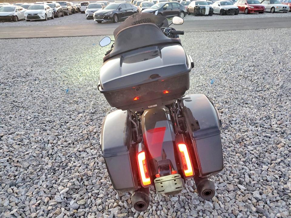 2025 Harley-davidson Road glide VIN 1HD1TL812SB952417 COPART salvage auction — SIDE, Nv - Salvage Title, sold $28,250 on 2026-07-02 (photo 4)
