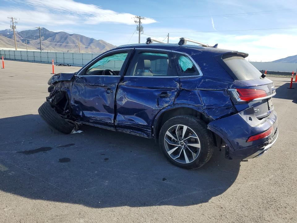 2022 Audi VIN WA1EAAFYXN2122375 COPART salvage auction — SIDE, Ut - Salvage Certificate, sold $1,850 on 2026-07-24 (photo 2)