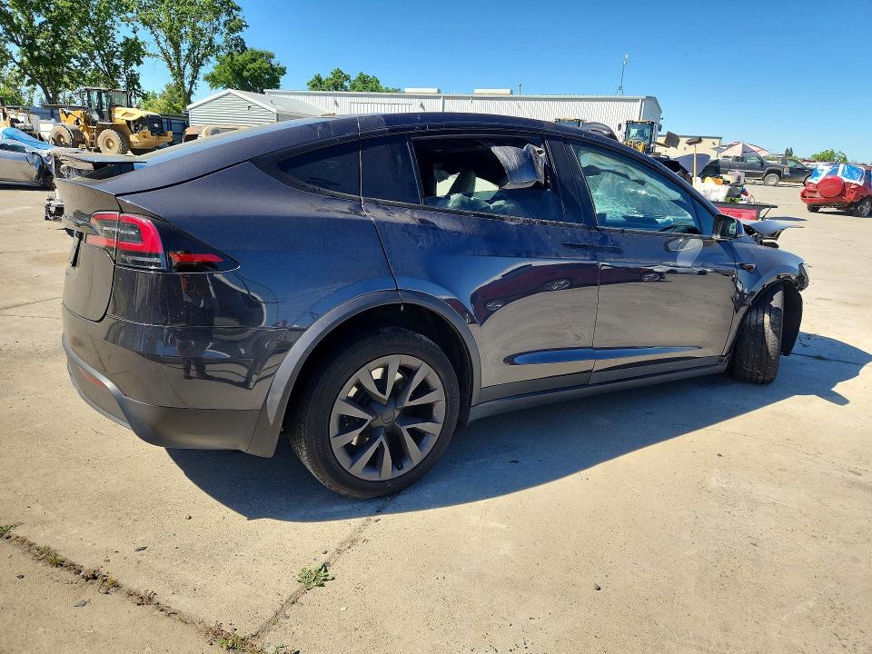 2024 Tesla Model x VIN 7SAXCDE57RF444592 COPART salvage auction — FRONT END, Salvage Title, sold $11,200 on 2026-07-13 (photo 3)