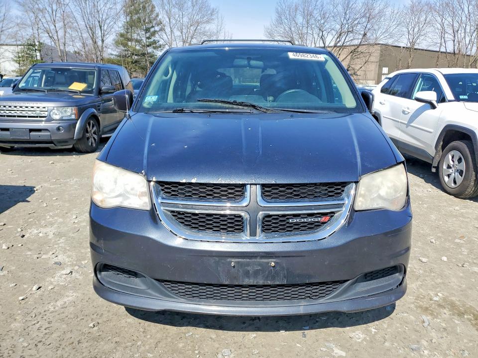 2014 Dodge Caravan VIN 2C4RDGCG6ER263331 COPART salvage auction — FRONT END, Ma - Certificate Of Title, sold $750 on 2026-07-23 (photo 5)