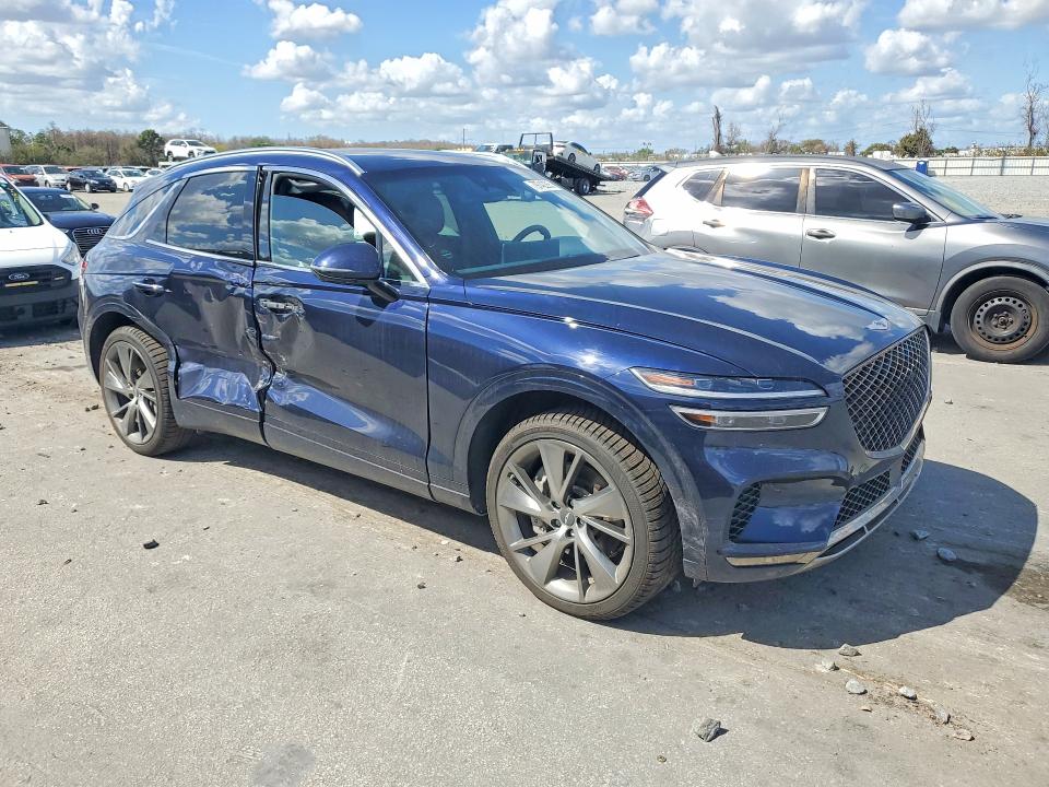 2024 Genesis Gv70 VIN KMUMADTB9RU161811 COPART salvage auction — SIDE, Salvage Title, sold $175 on 2026-07-15 (photo 4)