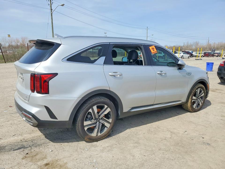 2023 Kia Sorento VIN KNDRHDLG0P5175166 COPART salvage auction — WATER/FLOOD, In - Cert Of Title-Salvage Flood, sold $200 on 2026-07-24 (photo 3)