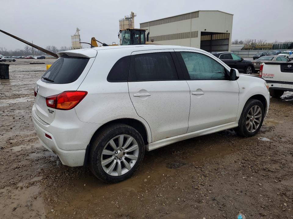 2011 Mitsubishi Outlander VIN JA4AR4AU1BZ025145 COPART salvage auction — FRONT END, Id - Salvage Certificate Of Title, sold $100 on 2026-07-28 (photo 3)