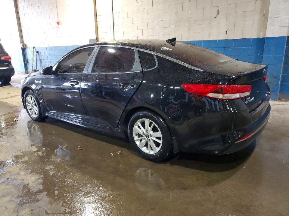 2016 Kia Optima VIN 5XXGT4L32GG037501 COPART salvage auction — MINOR DENT/SCRATCHES, Oh - Dealer Only Clean Title, sold $1,350 on 2026-07-24 (photo 2)