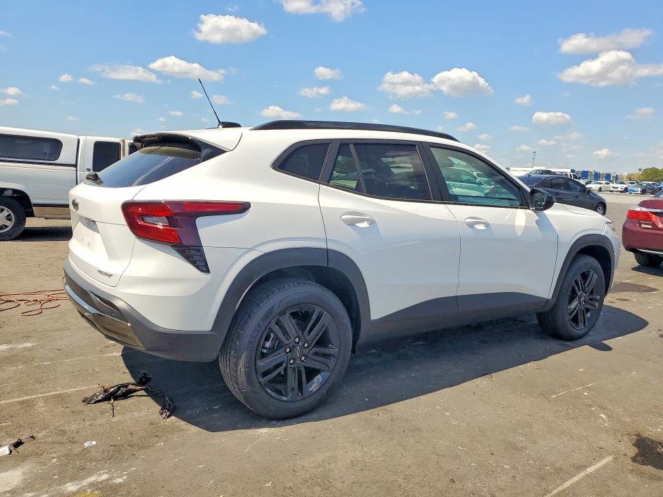 2025 Chevrolet Trax VIN KL77LKEP3SC278414 COPART salvage auction — FRONT END, Al - Cert Of Title-Salvage Title, sold $850 on 2026-07-22 (photo 3)