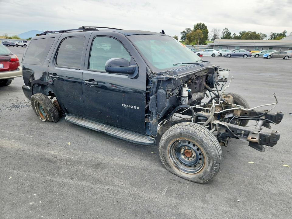 2007 Chevrolet Tahoe VIN 1GNFC13067R265151 COPART salvage auction — VANDALISM, Ca - Salvage Certificate, sold $50 on 2026-07-27 (photo 4)