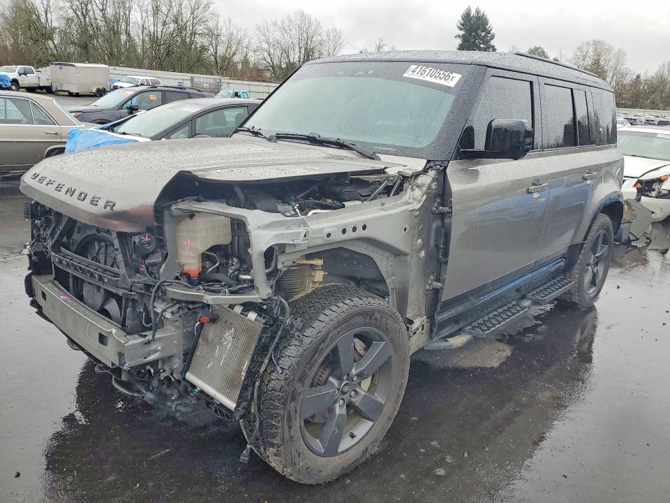 2024 Land rover Defender VIN SALE27EU8R2288395 COPART salvage auction — FRONT END, Or - Lien Papers Salvage, sold $38,250 on 2026-07-27 (photo 1)