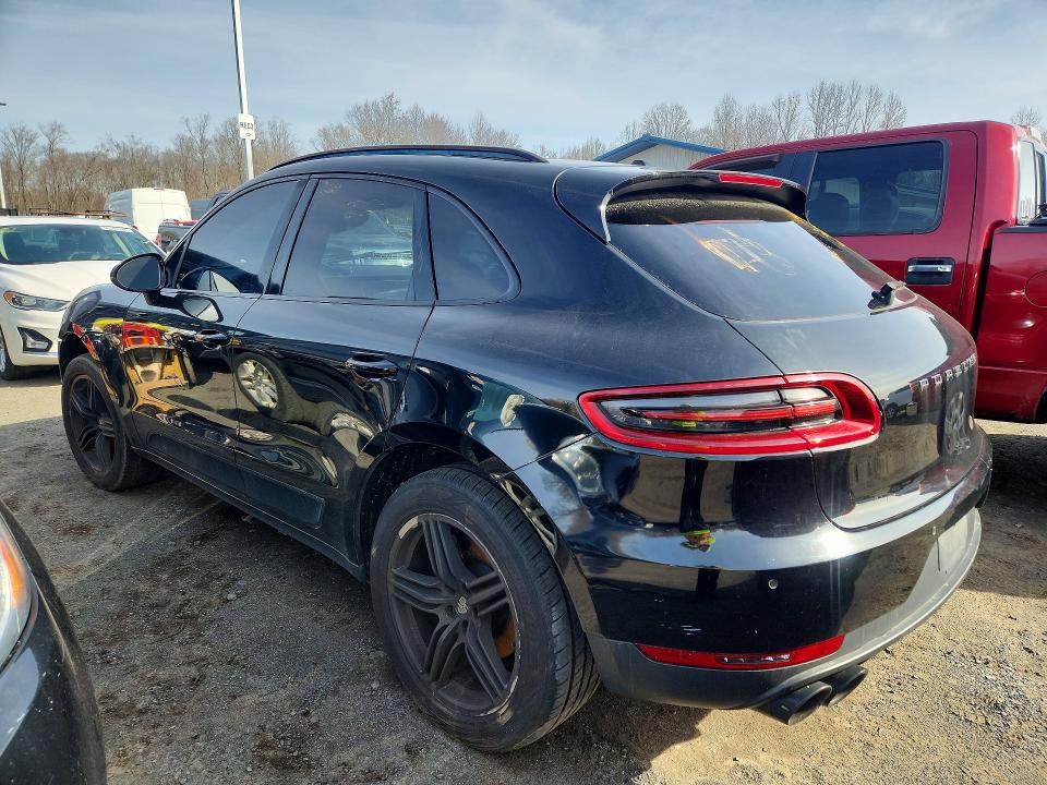 2015 Porsche Macan VIN WP1AB2A54FLB62076 COPART salvage auction — MINOR DENT/SCRATCHES, CT - CERTIFICATE OF TITLE, sold $7,900 on 2026-07-30 (photo 2)